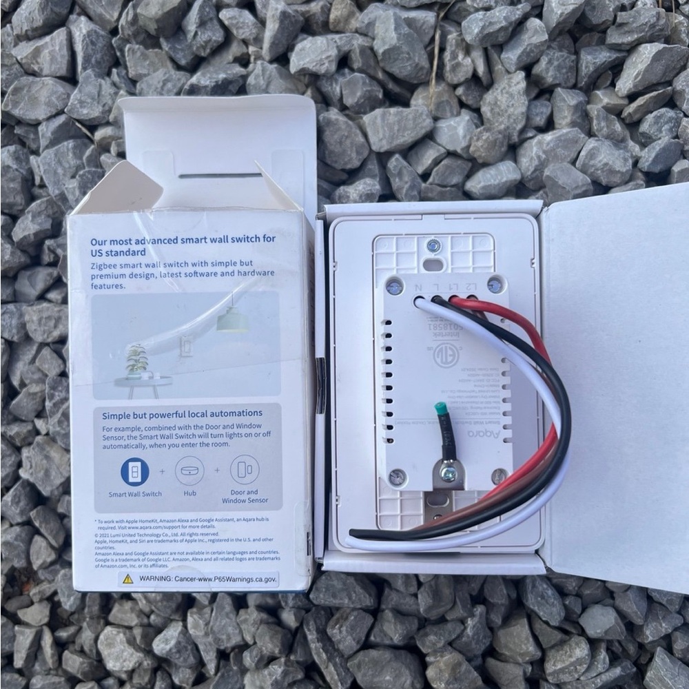 Smart wall switch - Picture 2 of 2